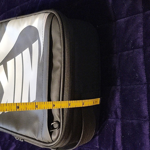 Nike Black Lunch Box - Picture 14 of 16